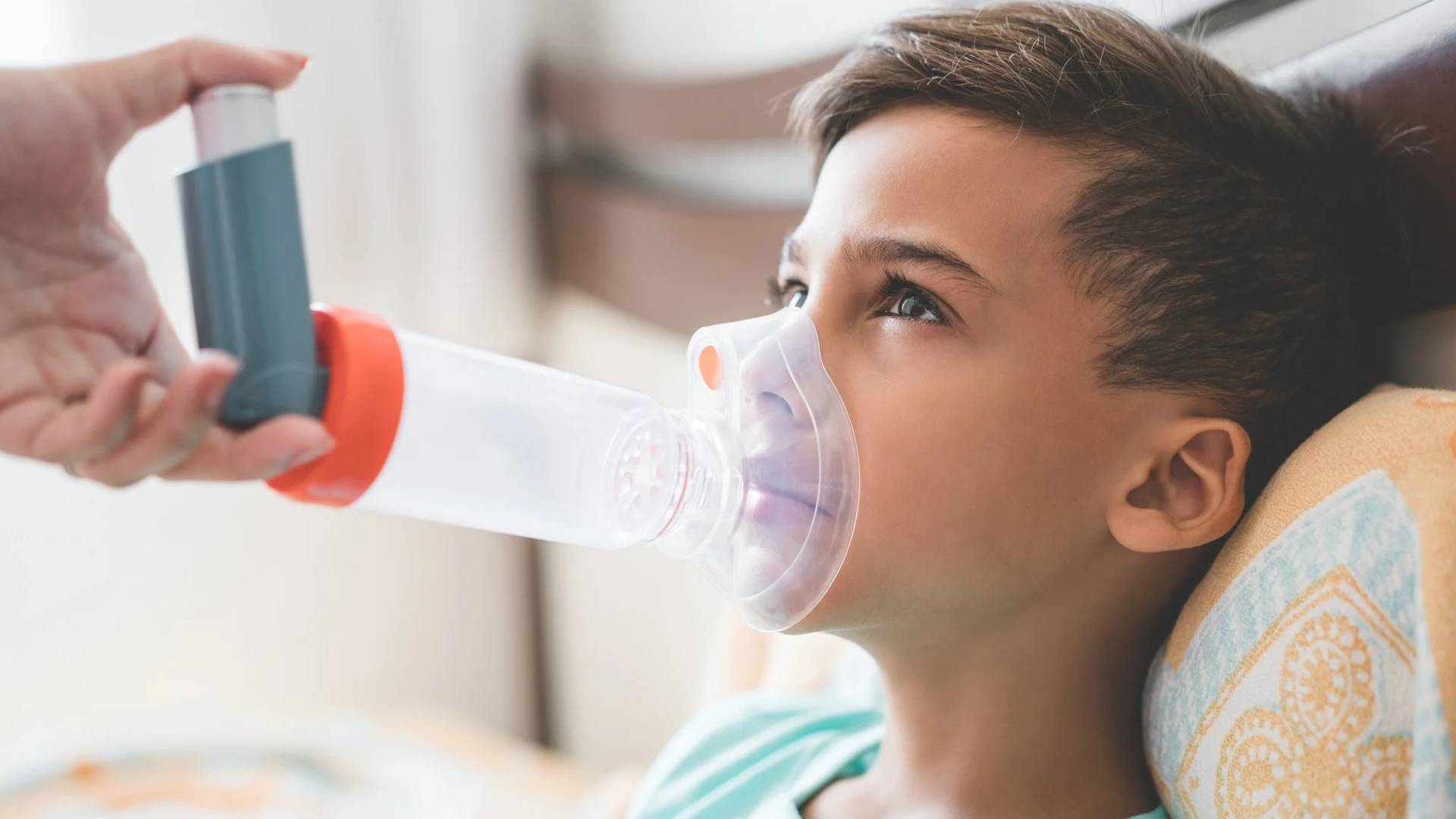 طفل مصاب بالربو.. ارشيفية