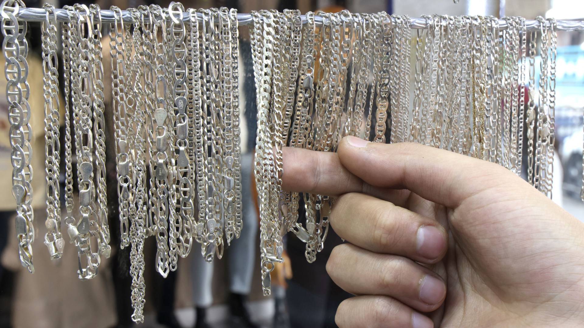 مجوهرات من الفضة