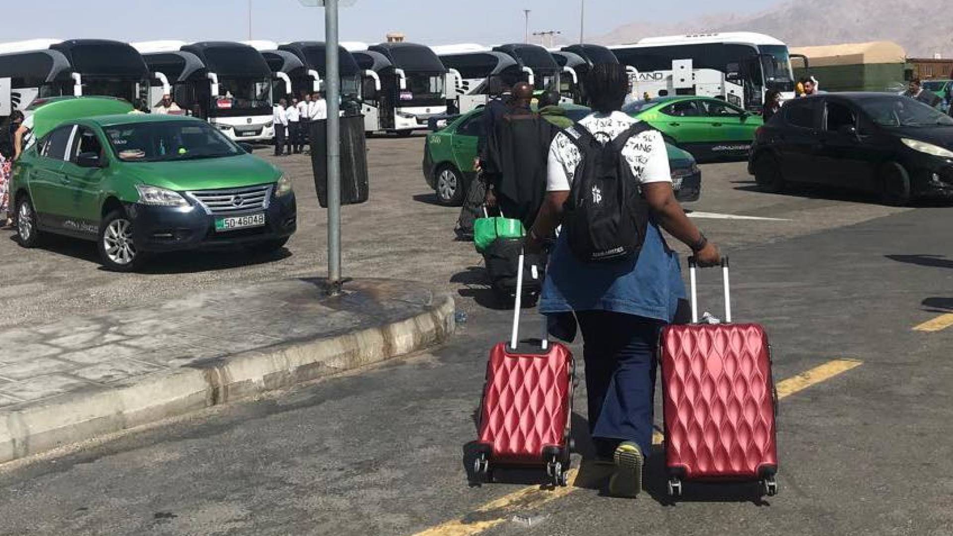 العقبة تستقبل 300 سائح نيجيري بخدمات متكاملة