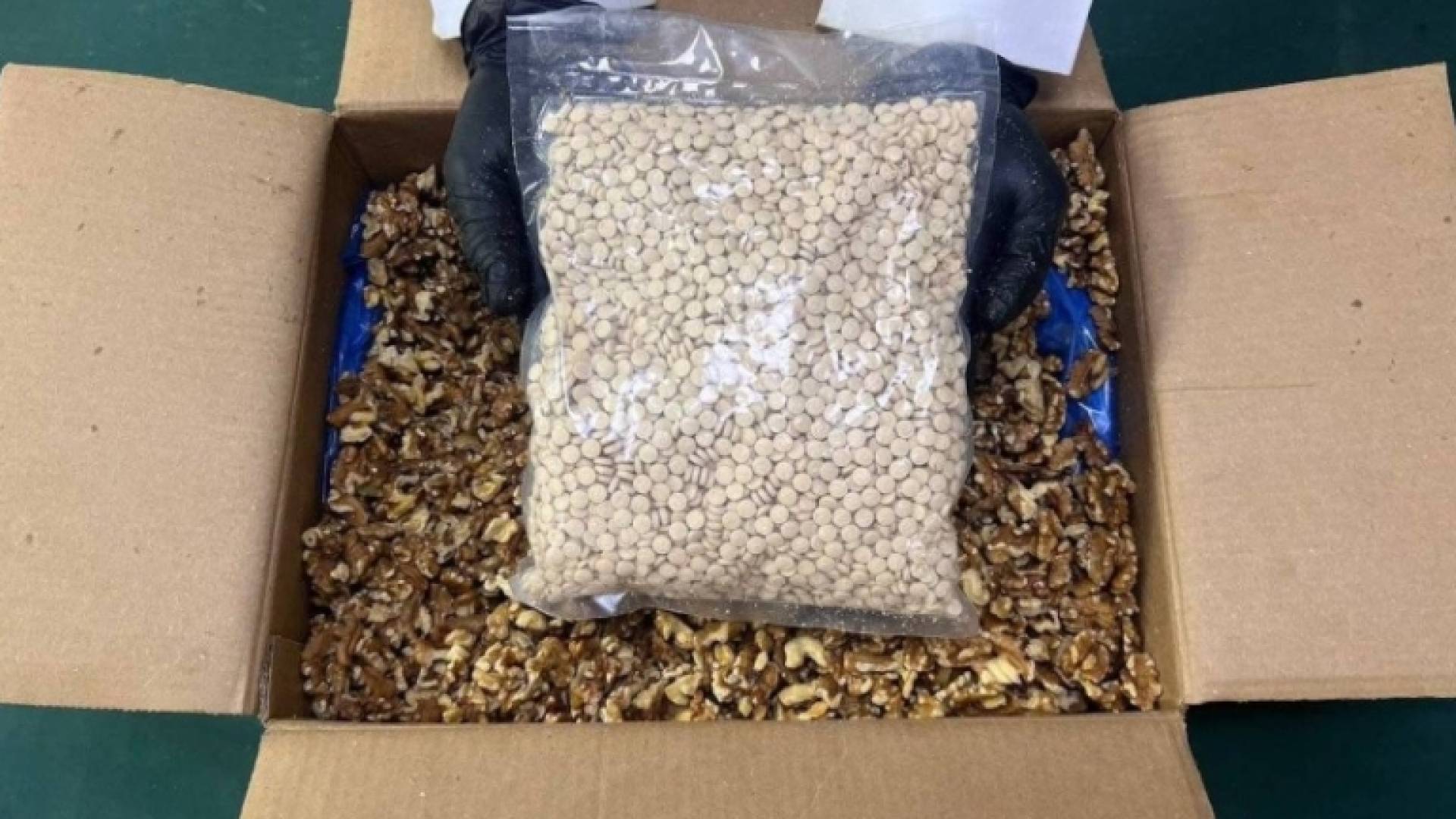 كمية من الحبوب المخدرة المضبوطة.. ارشيفية