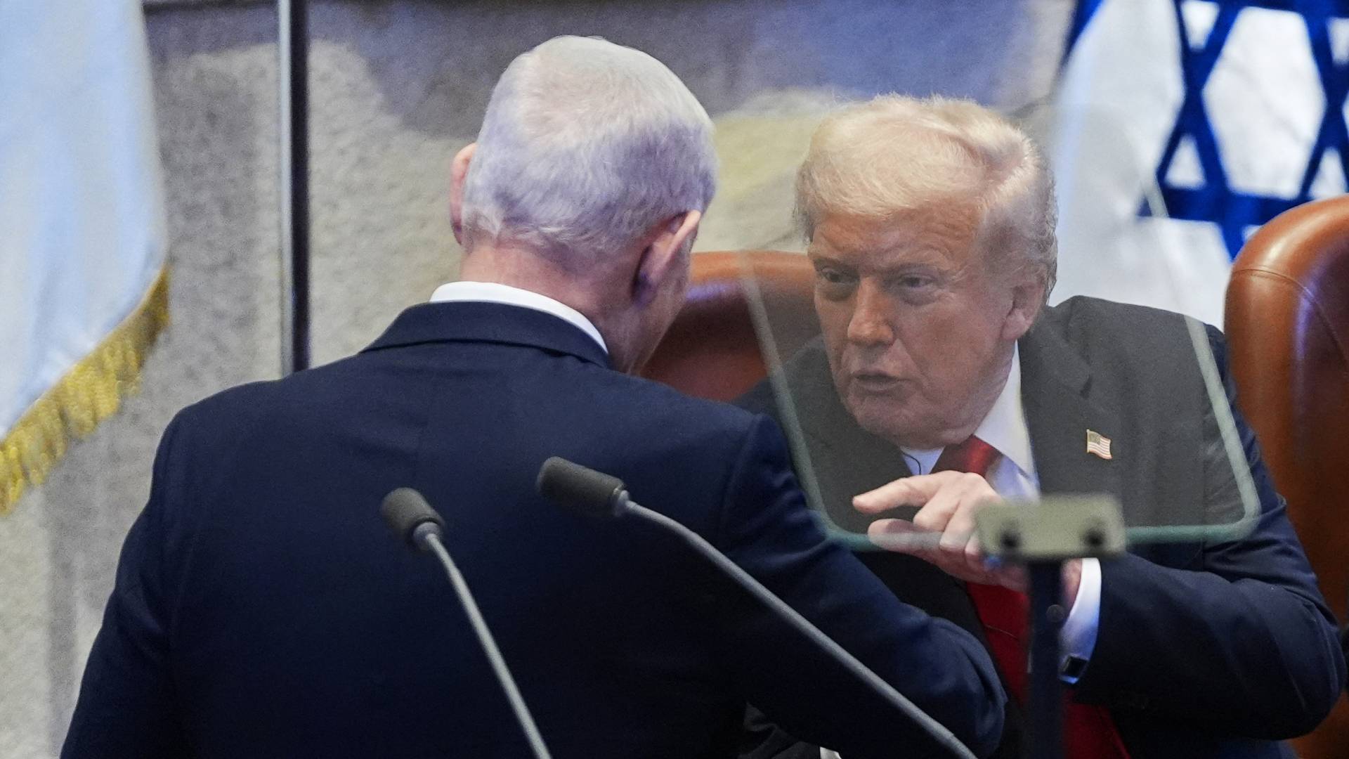 الرئيس الامريكي دونالد ترمب ونتنياهو
