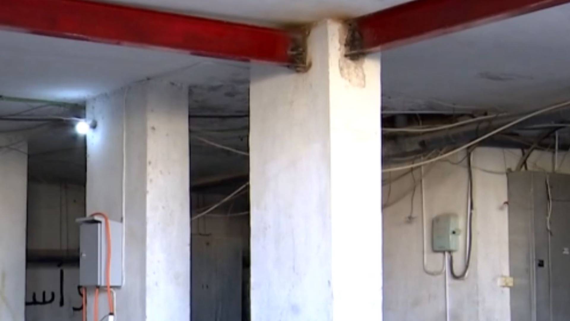 تشققات وتصدعات في عمارة سكنية في منطقة طبربور