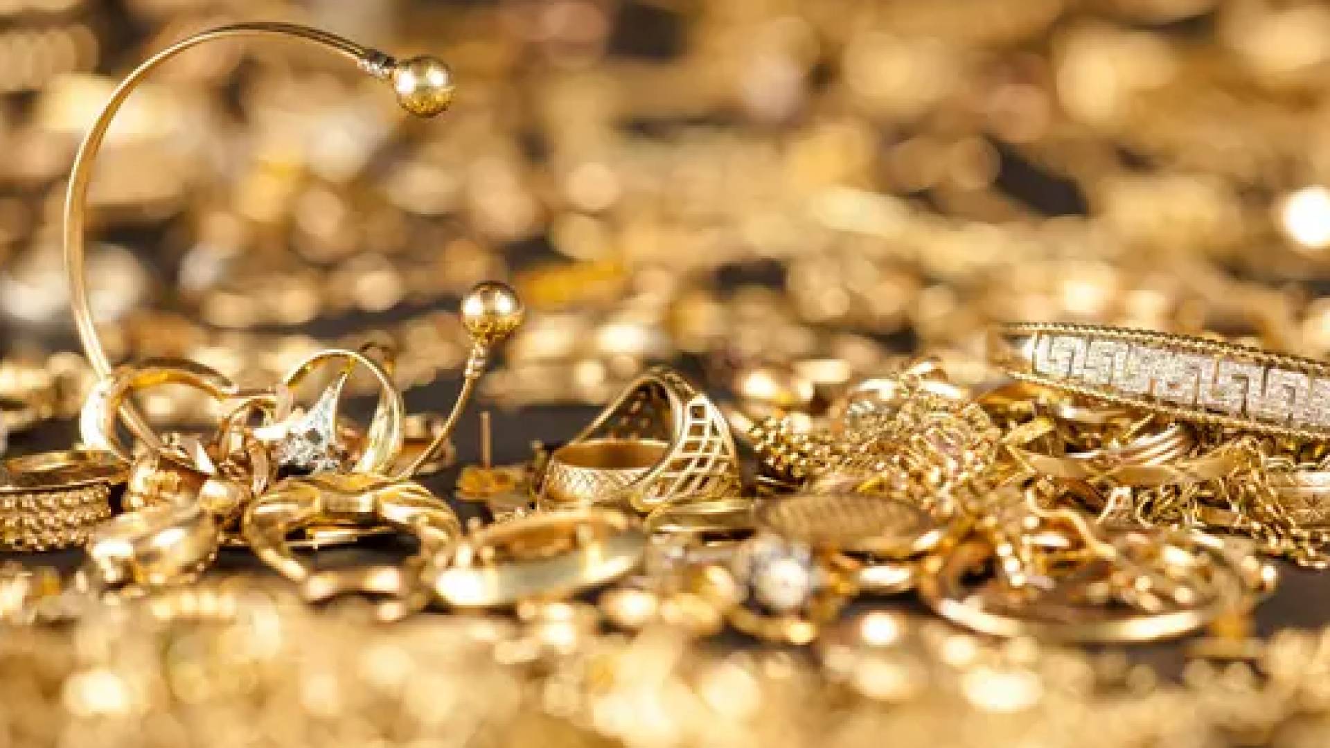 مجوهرات ذهبية