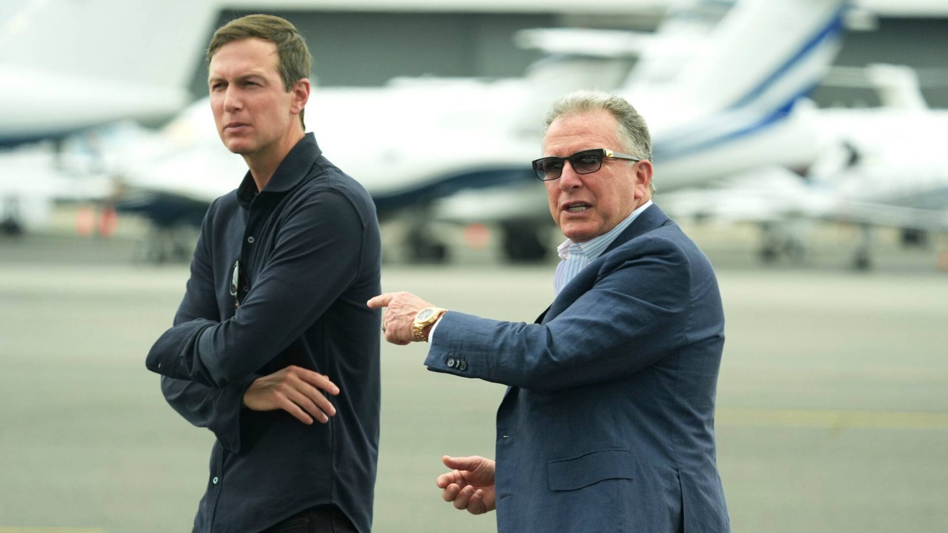 مستشاري ترمب جاريد كوشنر و ستيف ويتكوف