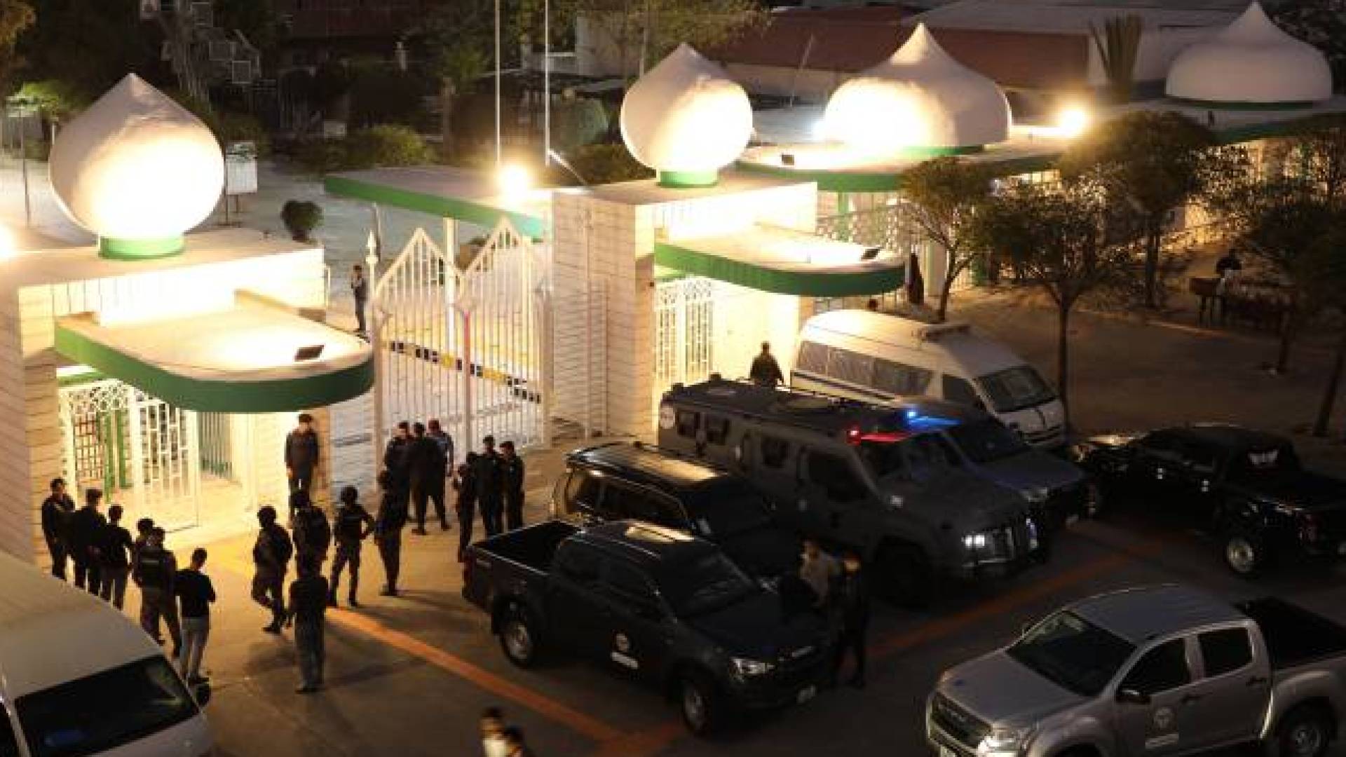 تواجد امني كثيف على مدخل الجامعة الاردنية.. ارشيفية