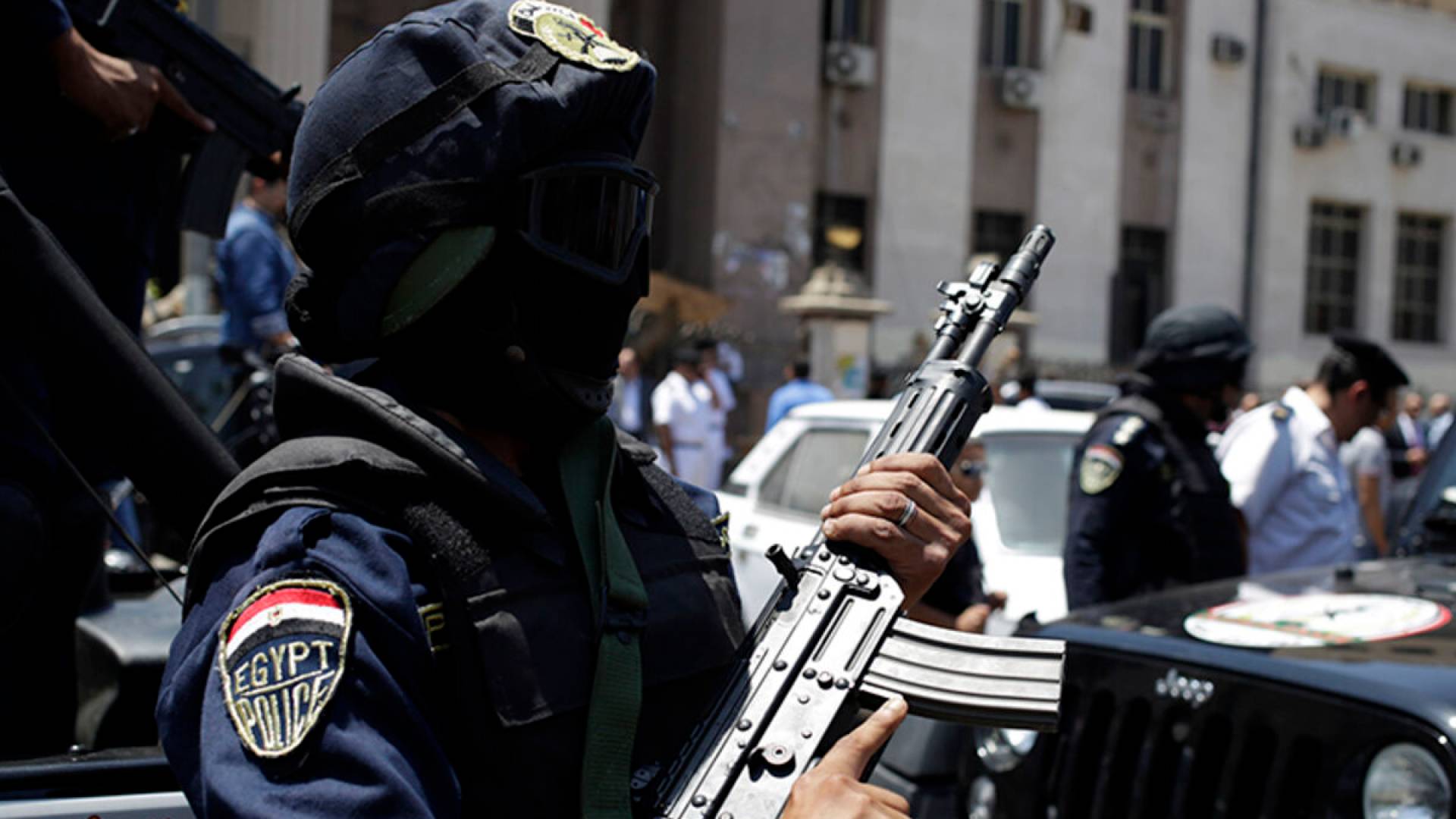 رجل أمن مصري