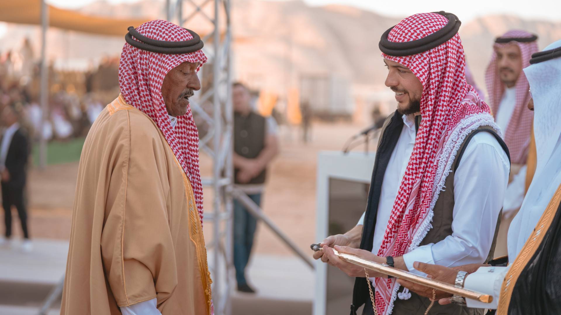 ولي العهد يرعى حفل ختام بطولة كأس العرب للهجن ومهرجان الأردن لسباقات الهجن والشعر النبطي