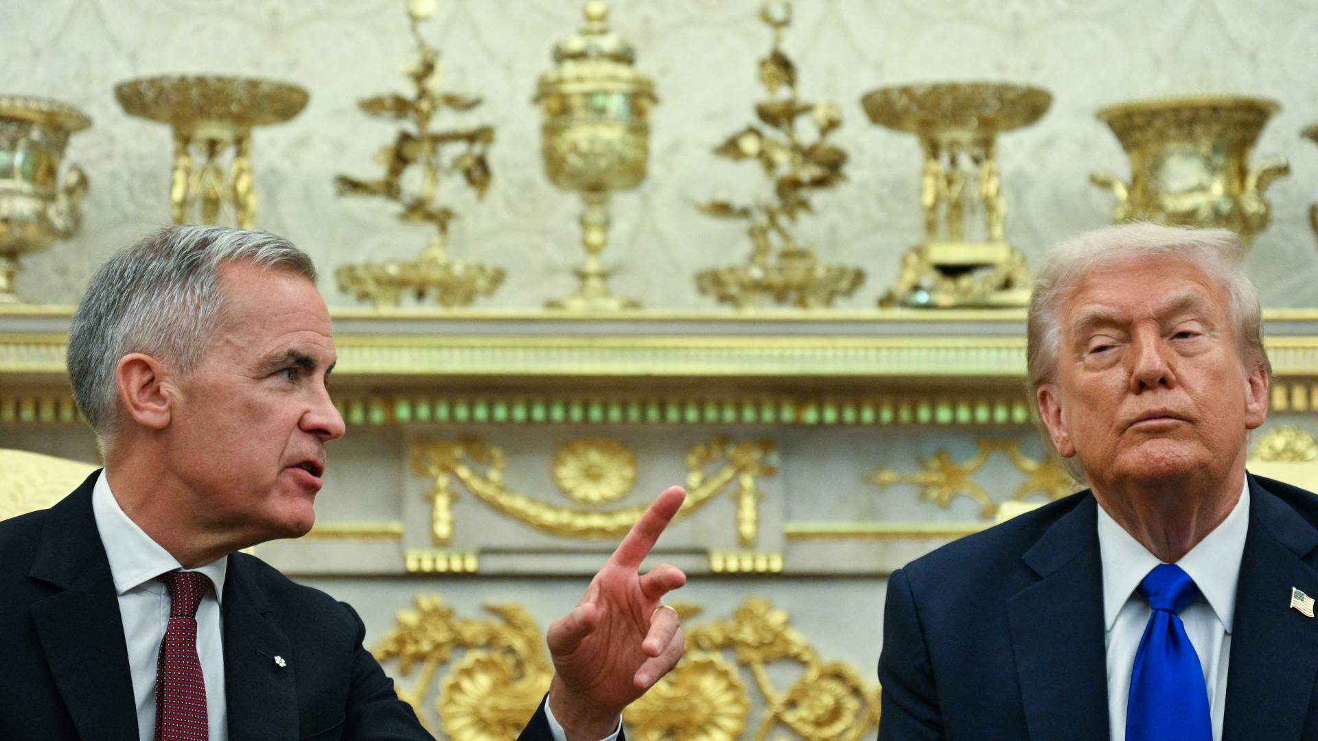 رئيس الوزراء الكندي مارك كارني و الرئيس الامريكي دونالد ترمب