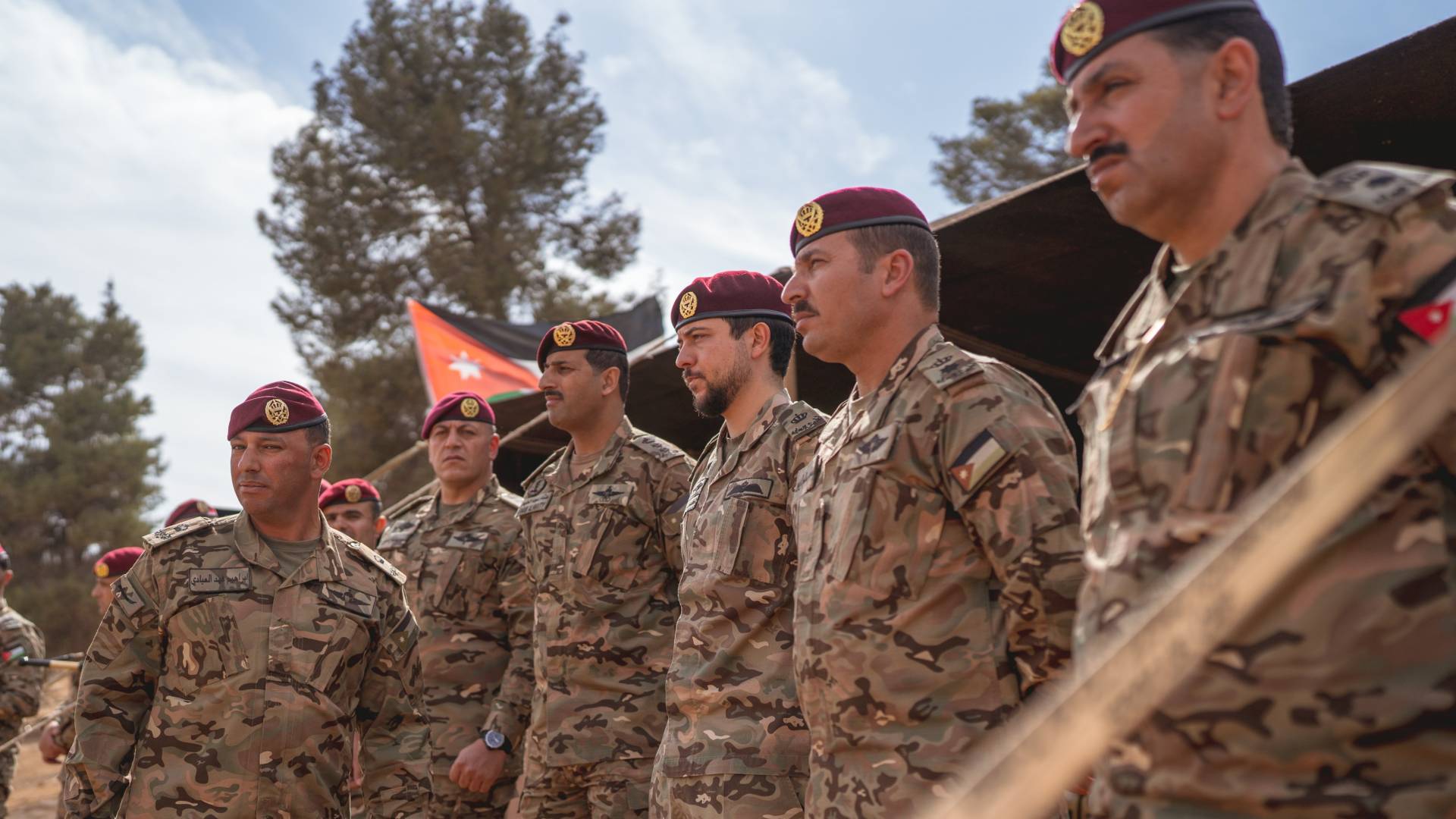 ولي العهد يتابع التمرين النهائي لدورة القوات الخاصة