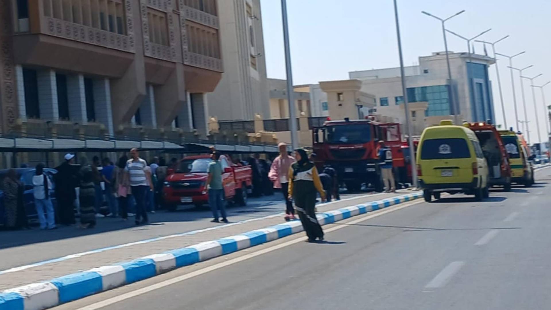 إصابة عدد من المحامين بسقوط مصعد في مجمع محاكم السويس بمصر