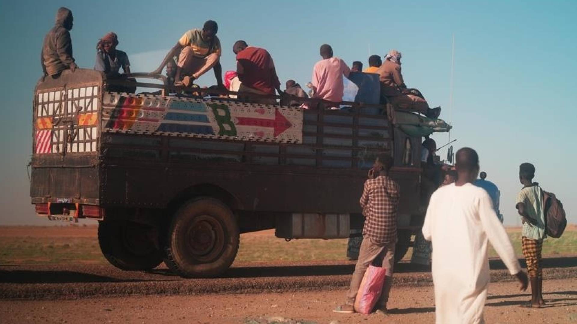 عدد من اللاجئين السودانيين من الفاشر الى مدينة بارا.. ارشيفية