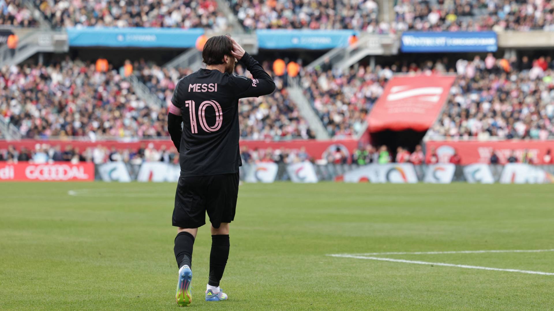 النجم الأرجنتيني المخضرم ليونيل ميسي