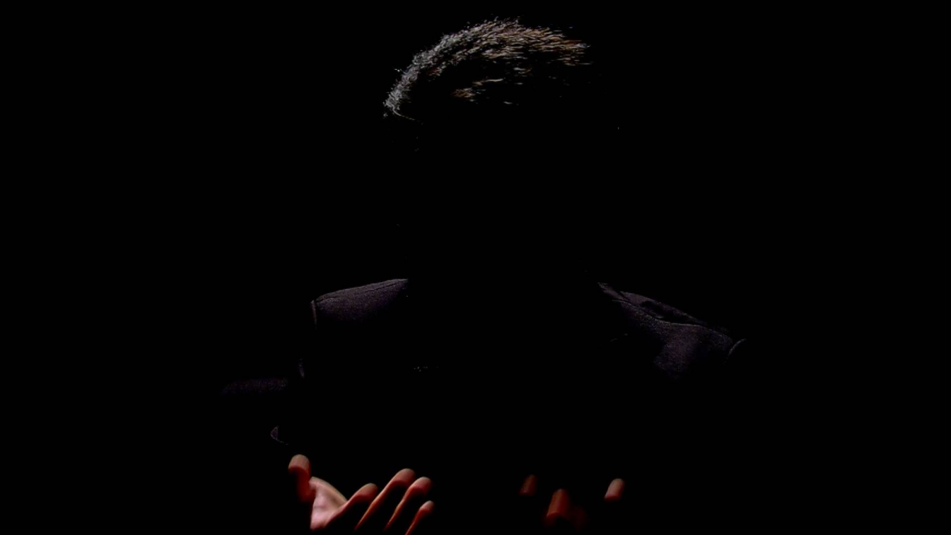 ضيف بين قوسين سمير "اسم مستعار"