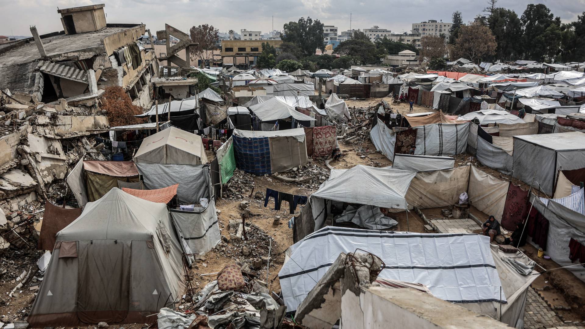 خيام النازحين في غزة بالشتاء