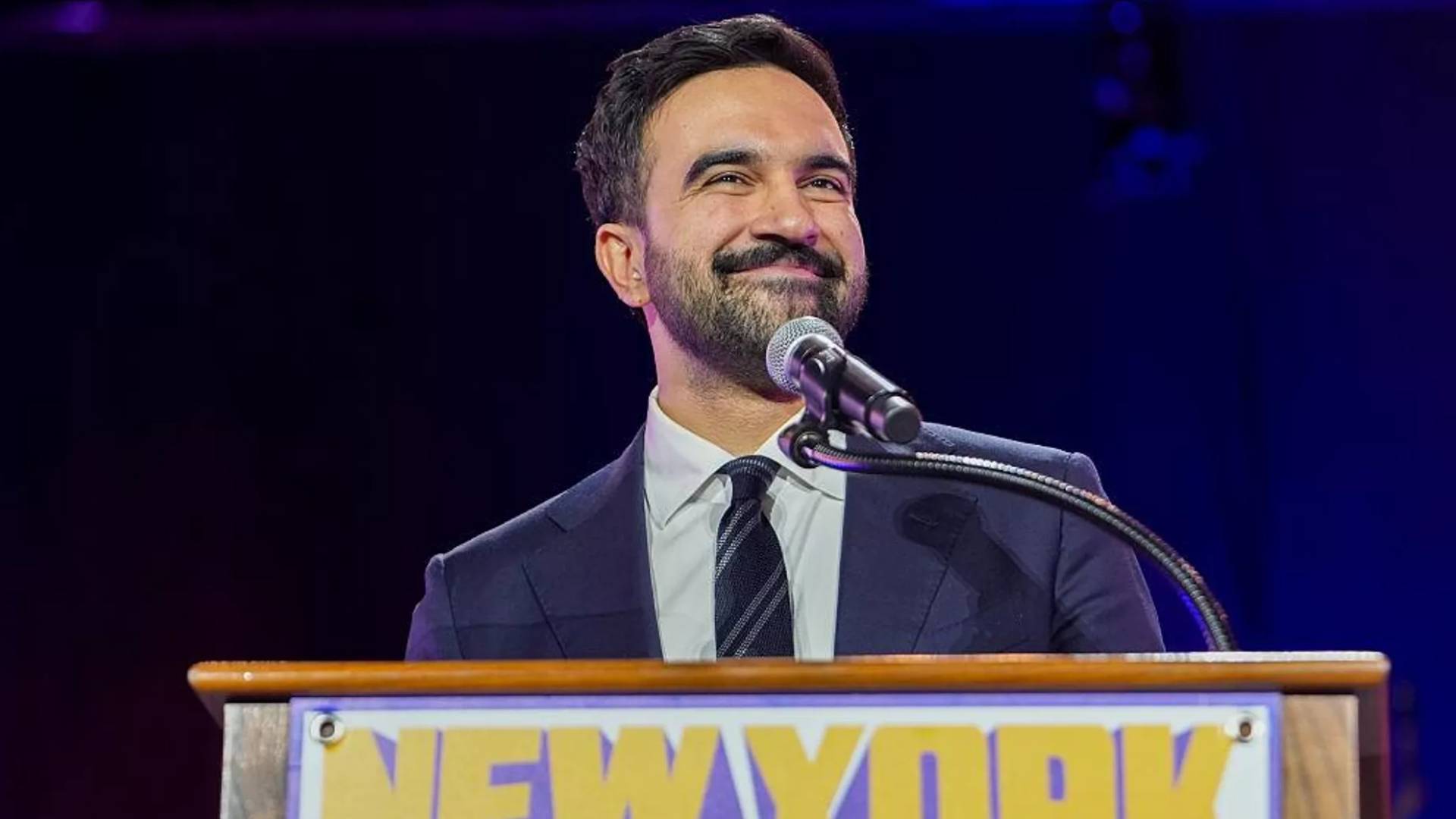 عمدة مدينة نيويورك زهران ممداني