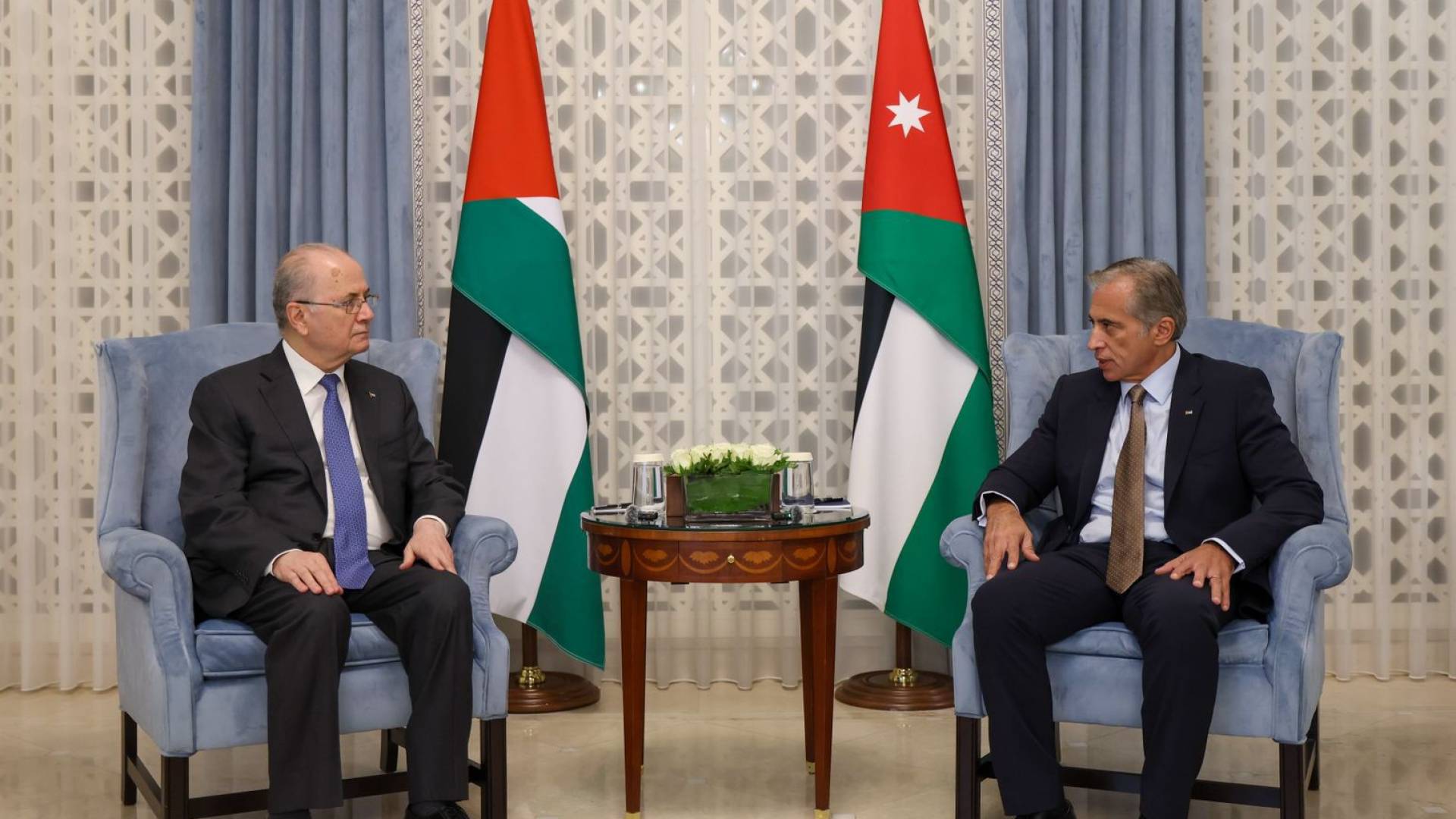 رئيس الوزراء الاردني جعفر حسان رئيس الوزراء الفلسطيني محمد مصطفى