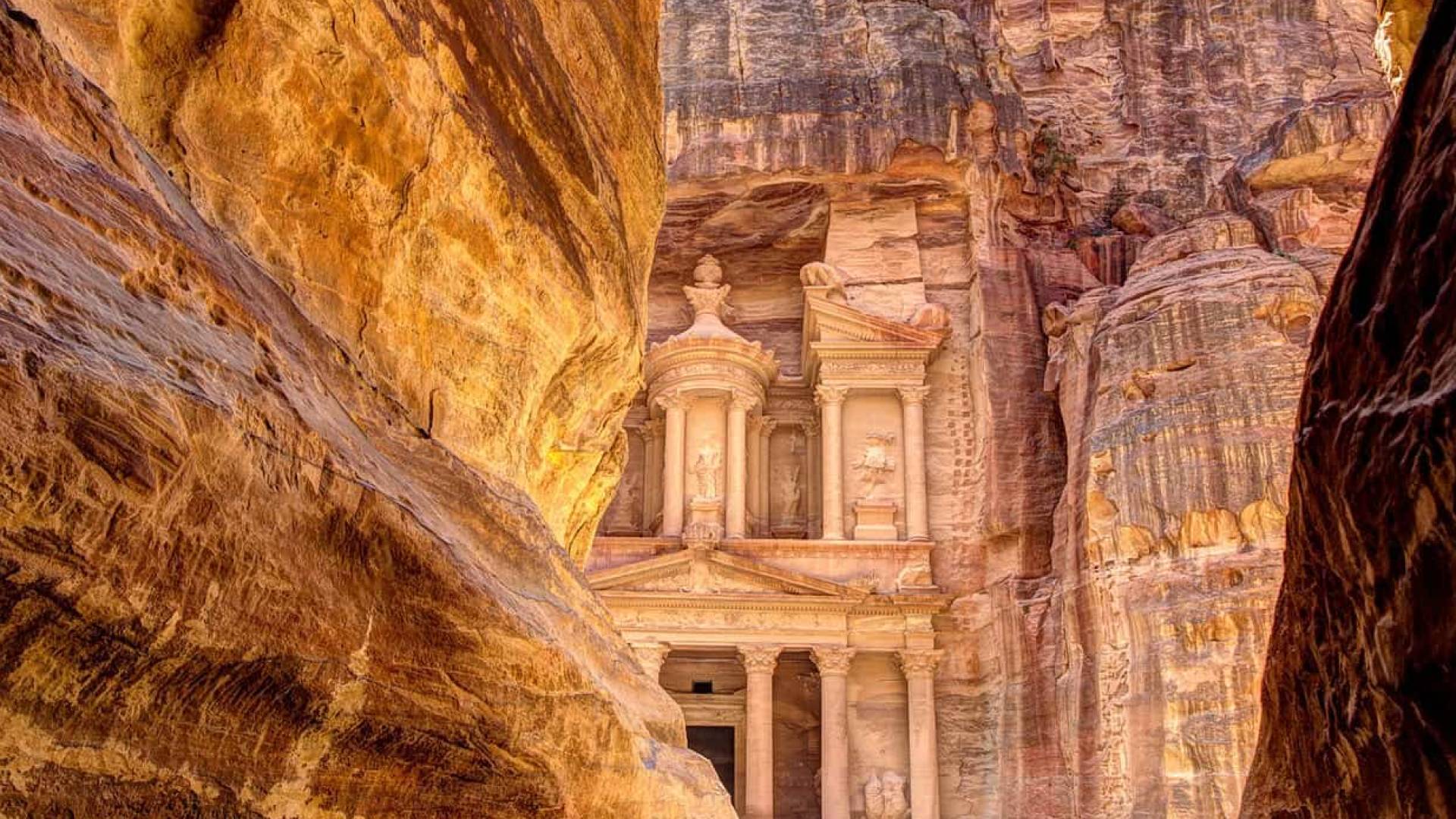 البتراء ..ارشيفية