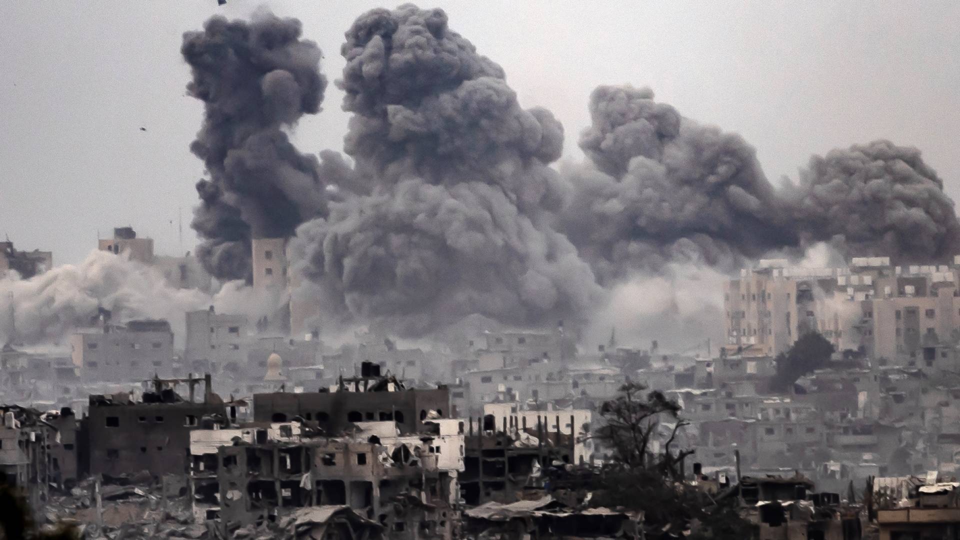 غارات على قطاع غزة - أرشيفية