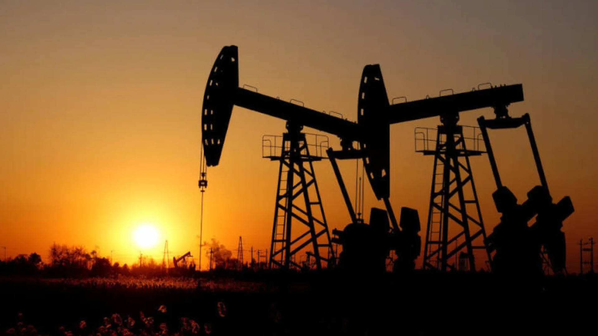 انتاج النفط