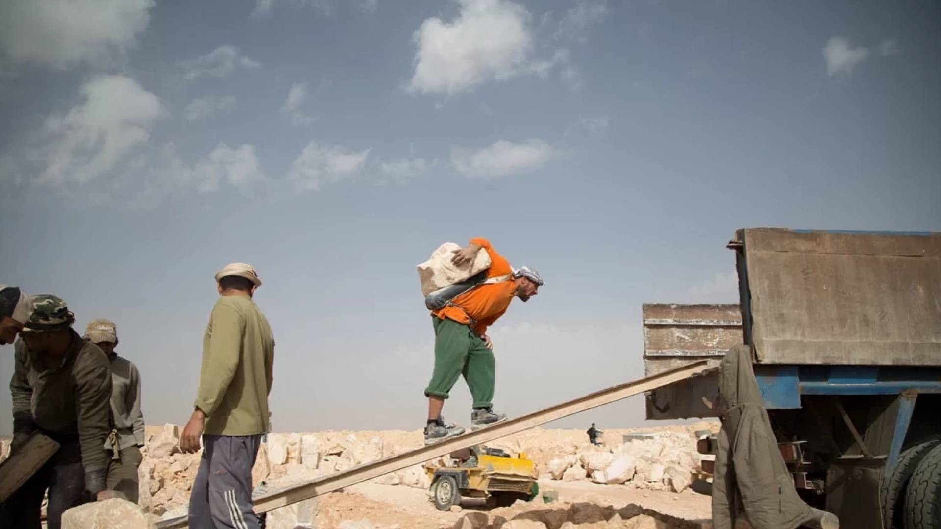 العمالة الوافدة