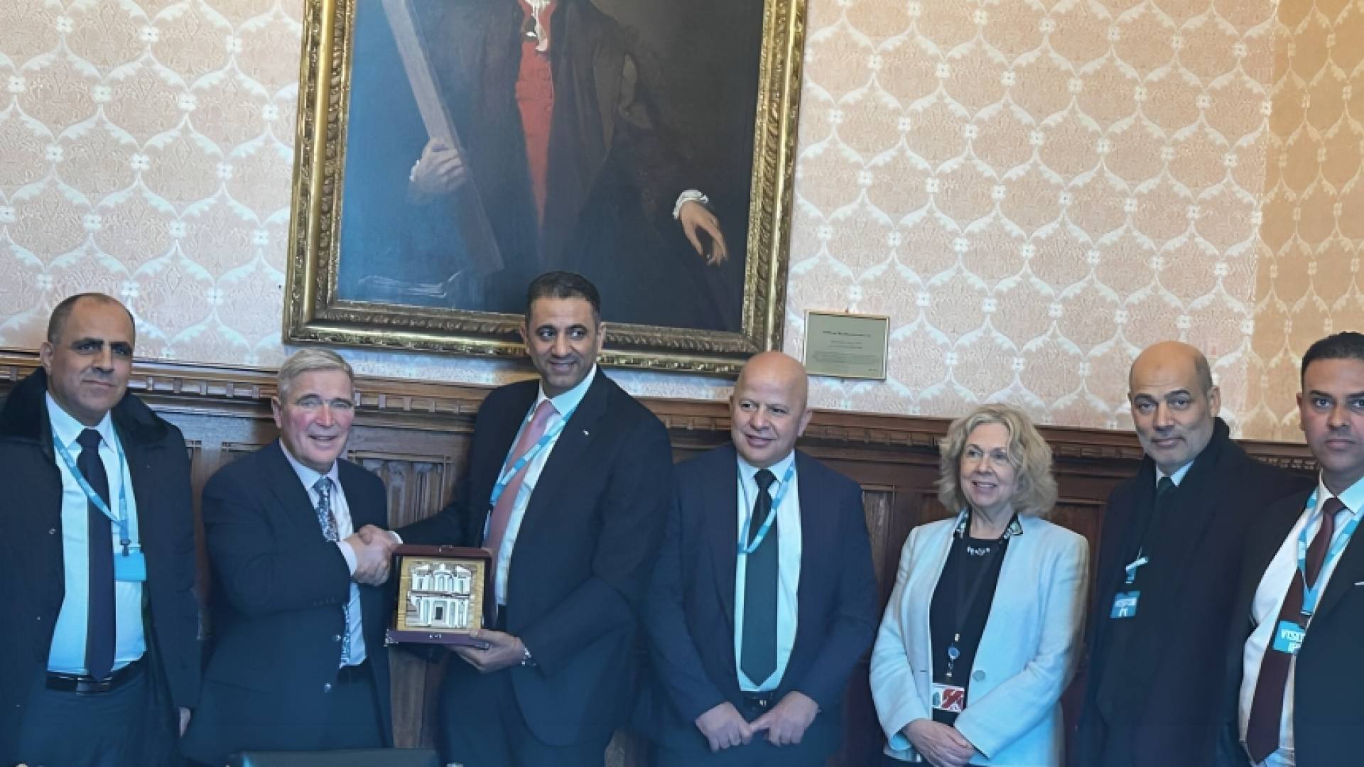 النائب أبو حسان خلال مشاركة " الاقتصاد النيابية " في زيارة إلى المملكة المتحدة