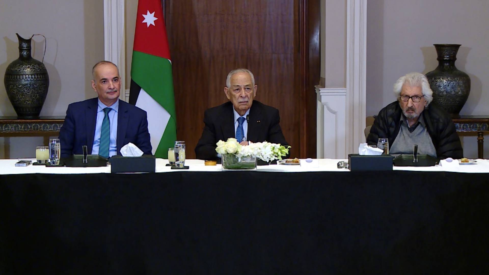 خلال لقاء العيسوي