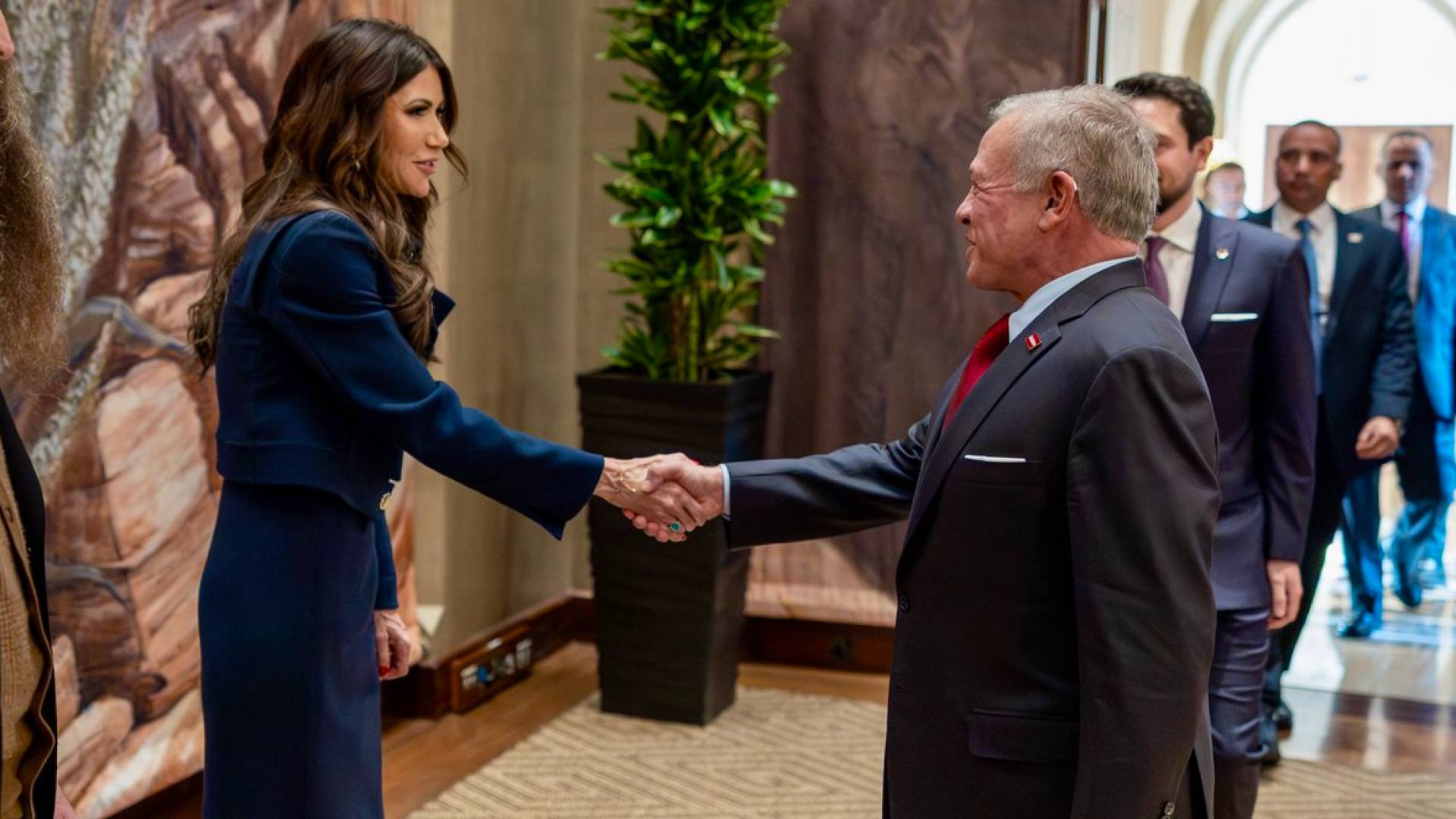 خلال لقاء جلالة الملك عبد الله الثاني مع وزيرة الامن الداخلي الامريكية