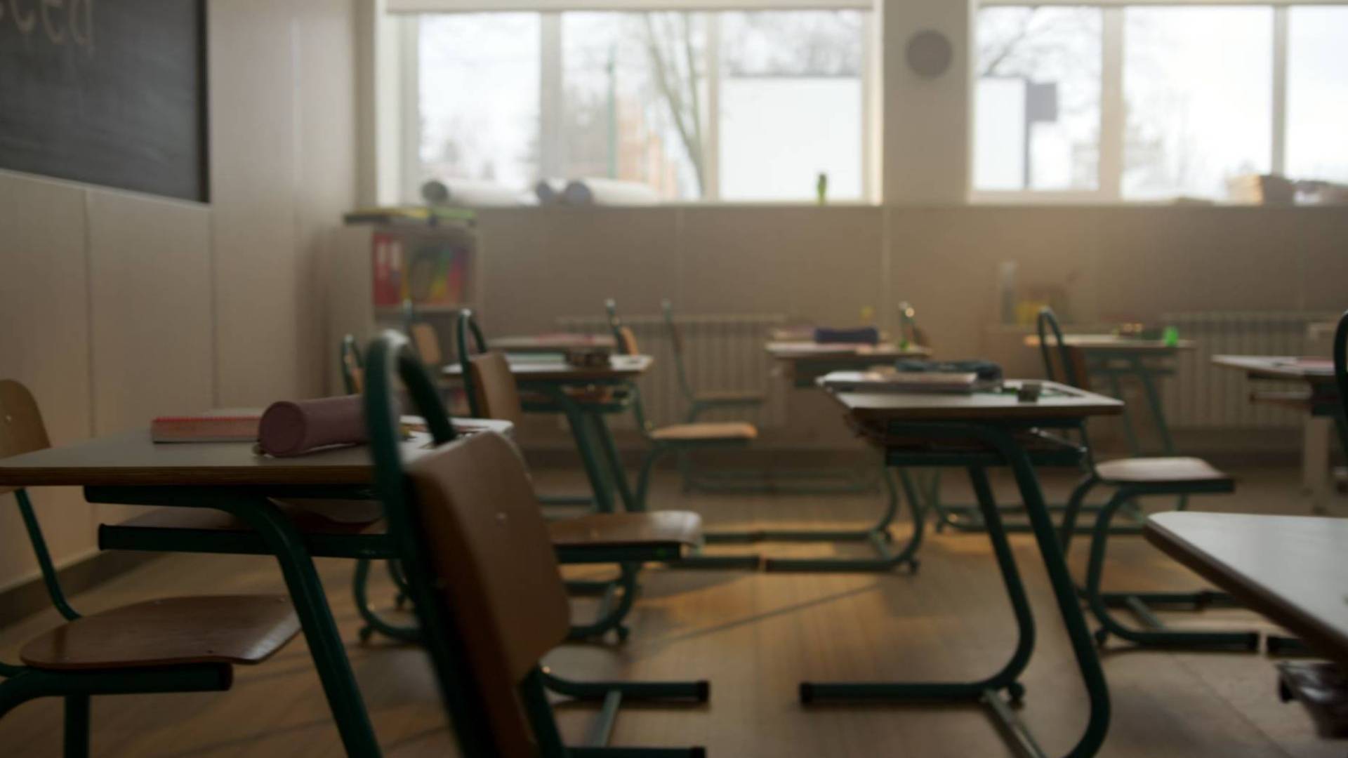 تأخير دوام المدارس ومديرية التربية في لواء بصيرا الخميس