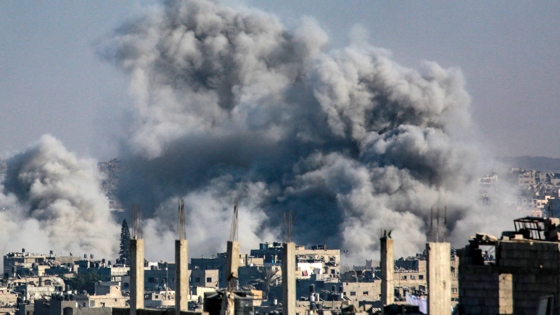 قصف طيران الاحتلال لقطاع غزة - ارشيفية