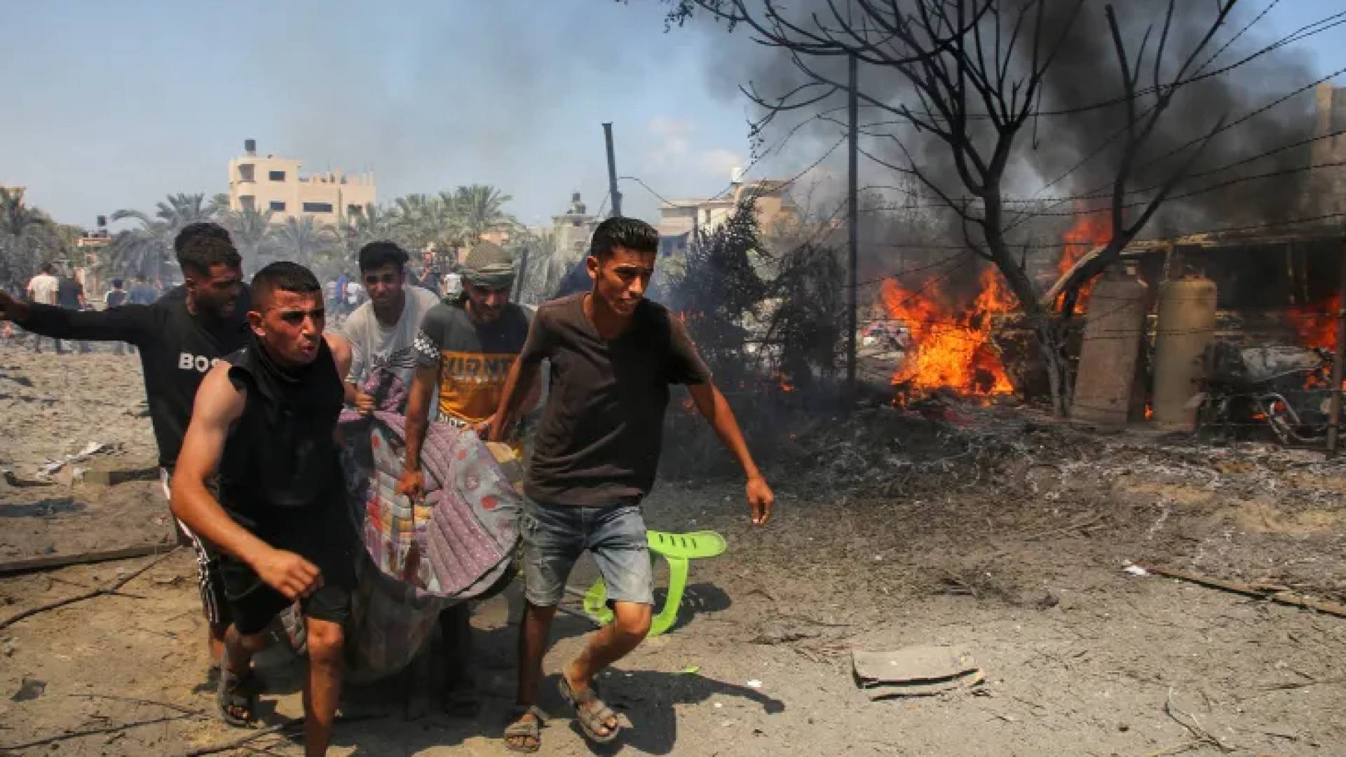 قصف الاحتلال على مواصي خانيونس