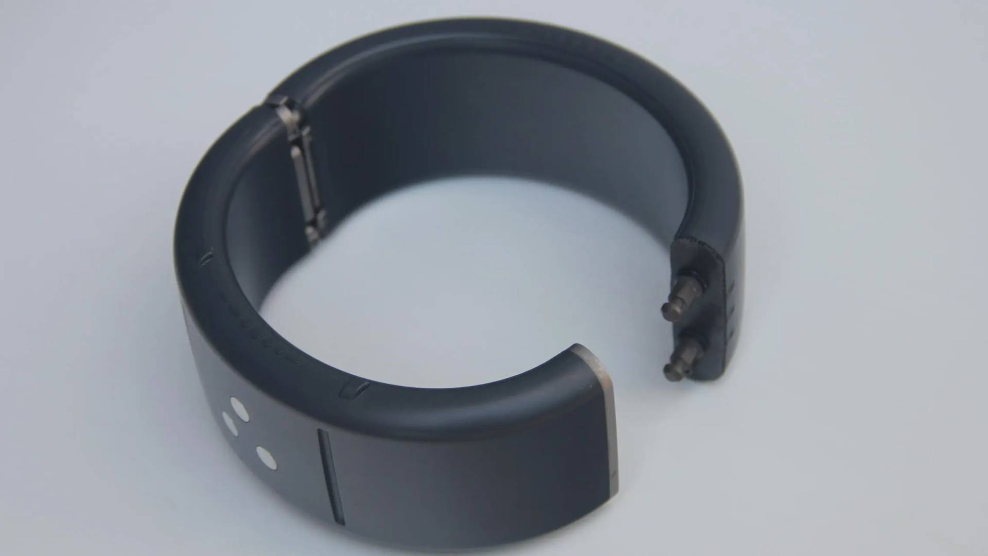 أساور إلكترونية