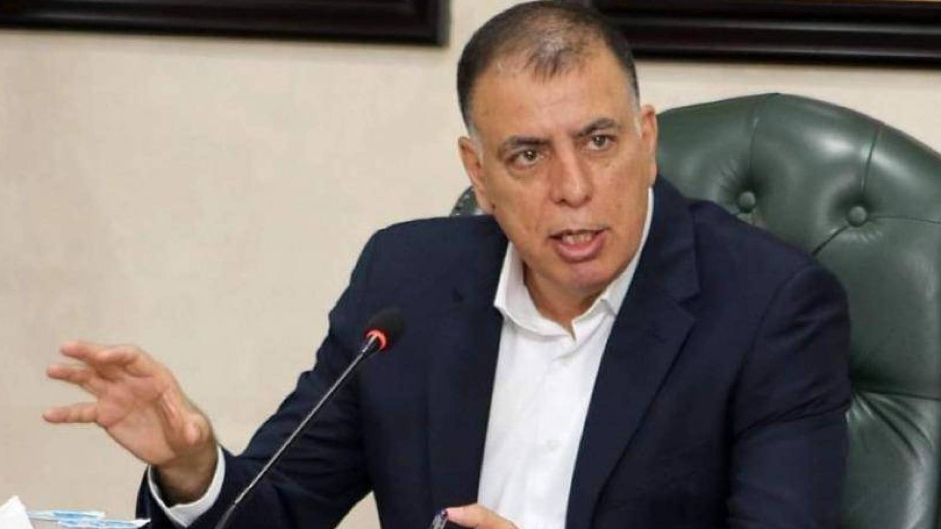 وزير الداحلية مازن الفراية