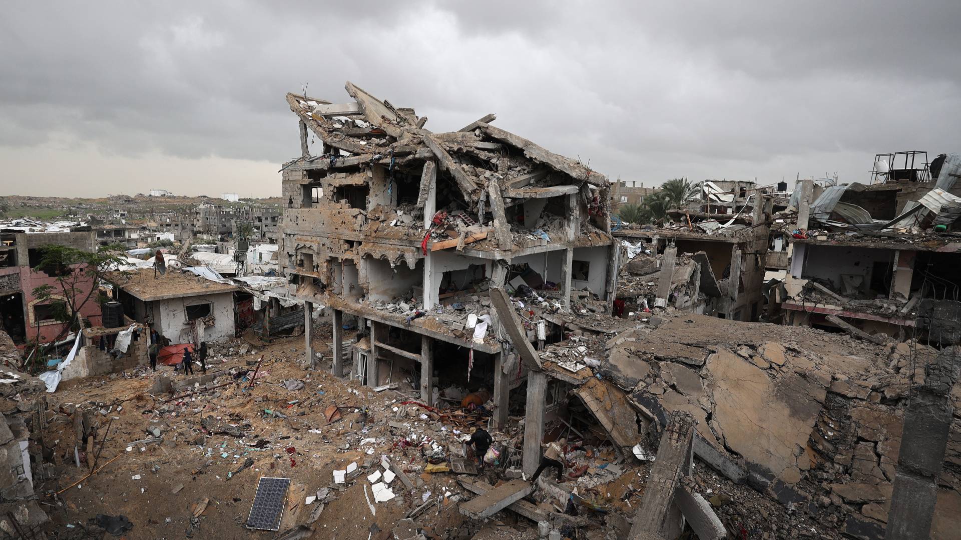 اثار الدمار في قطاع غزة