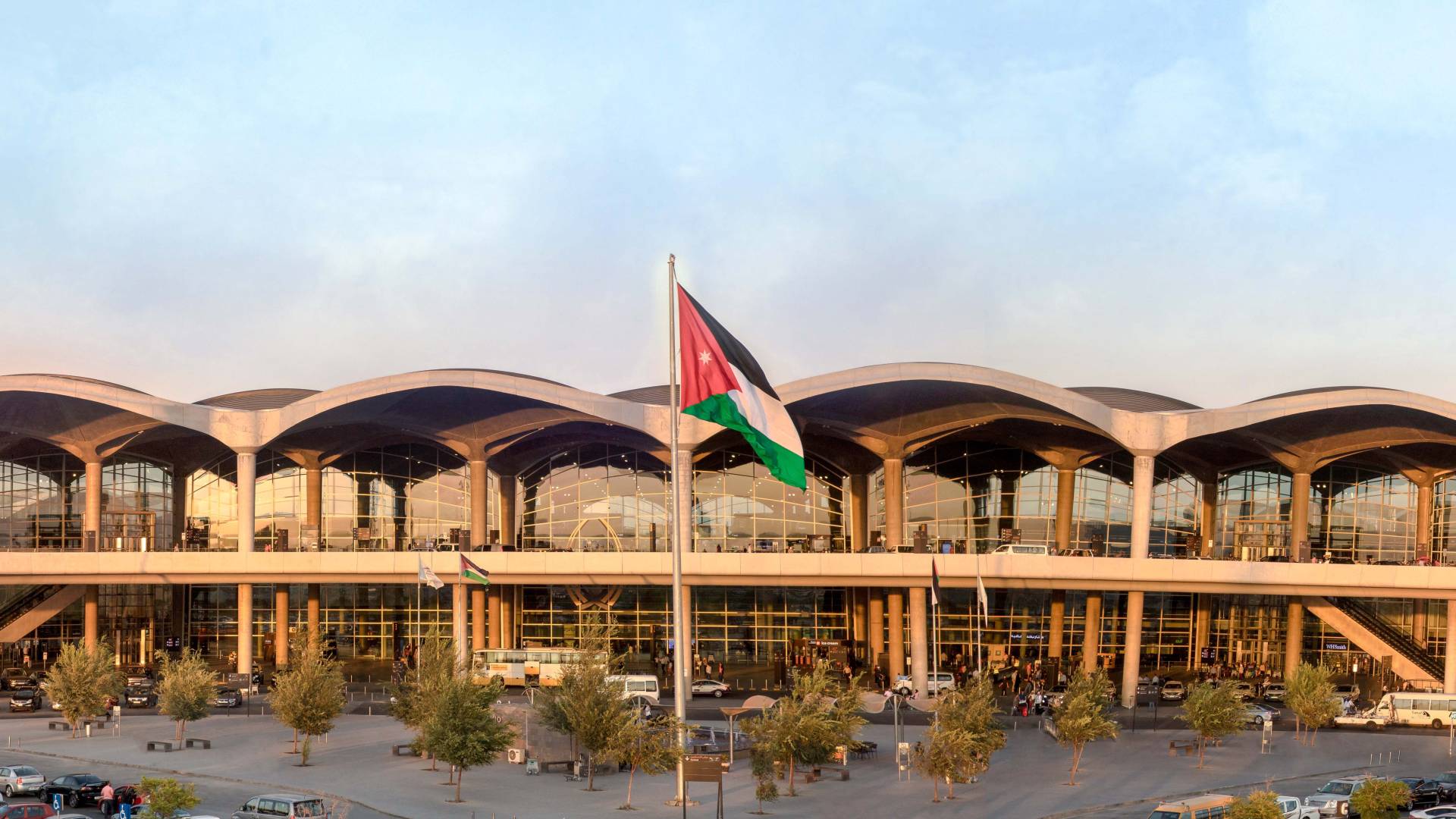 مطار الملكة علياء الدولي