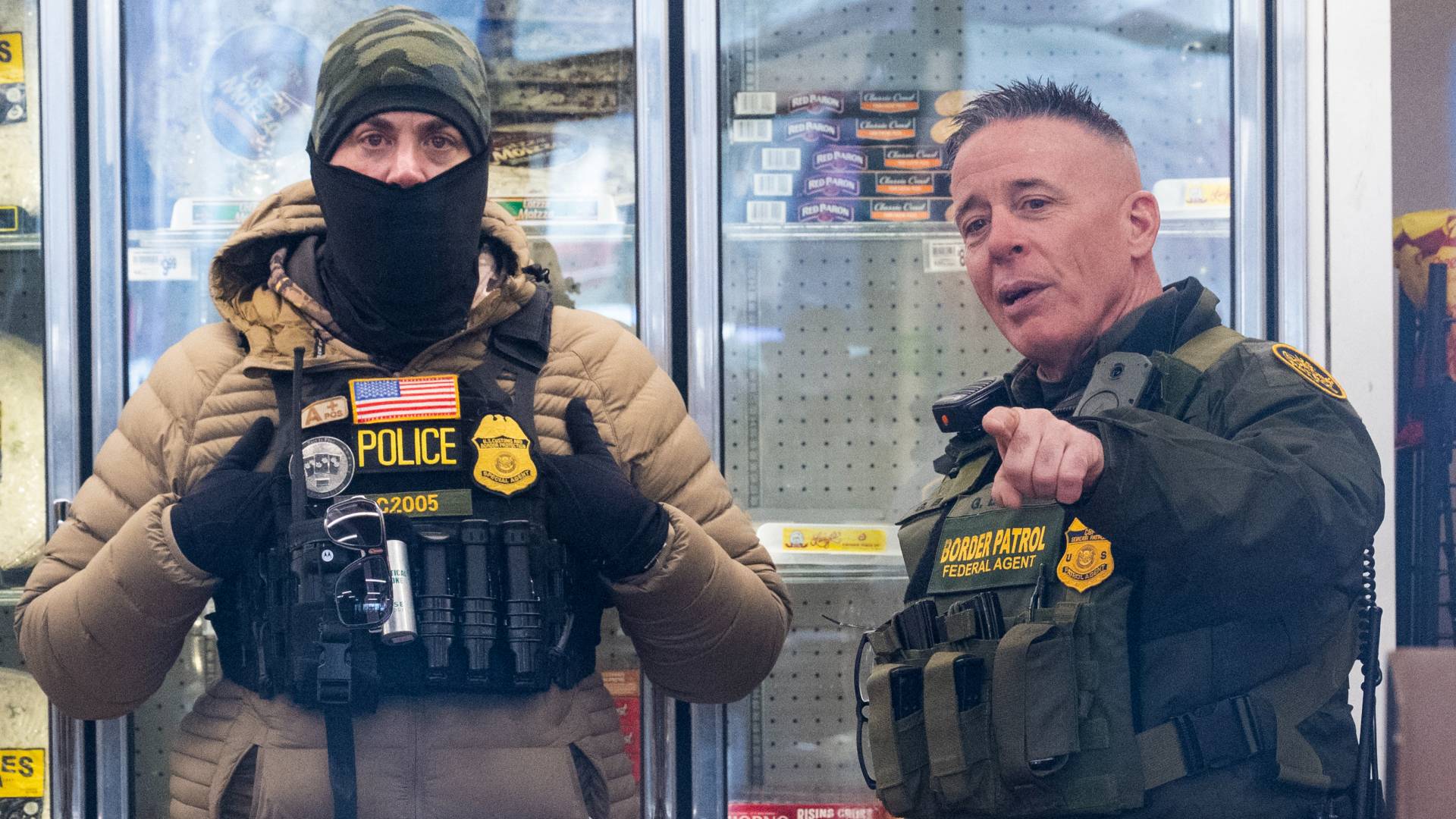 عناصر من الشرطة الأمريكية