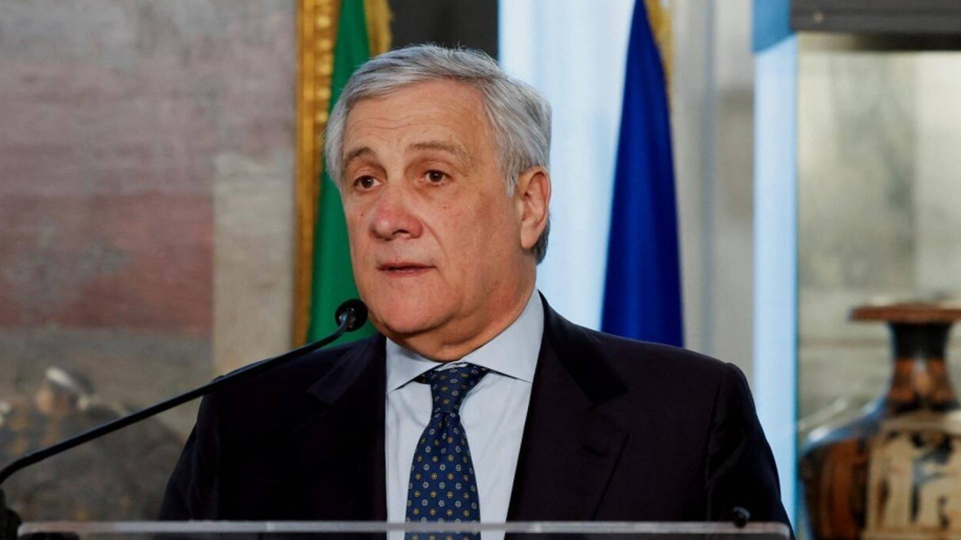 وزير الخارجية الإيطالي أنطونيو تاجاني