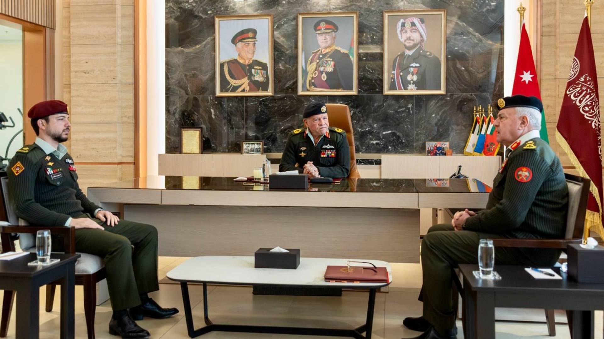 الملك و ولي العهد في القيادة العامة للقوات المسلحة