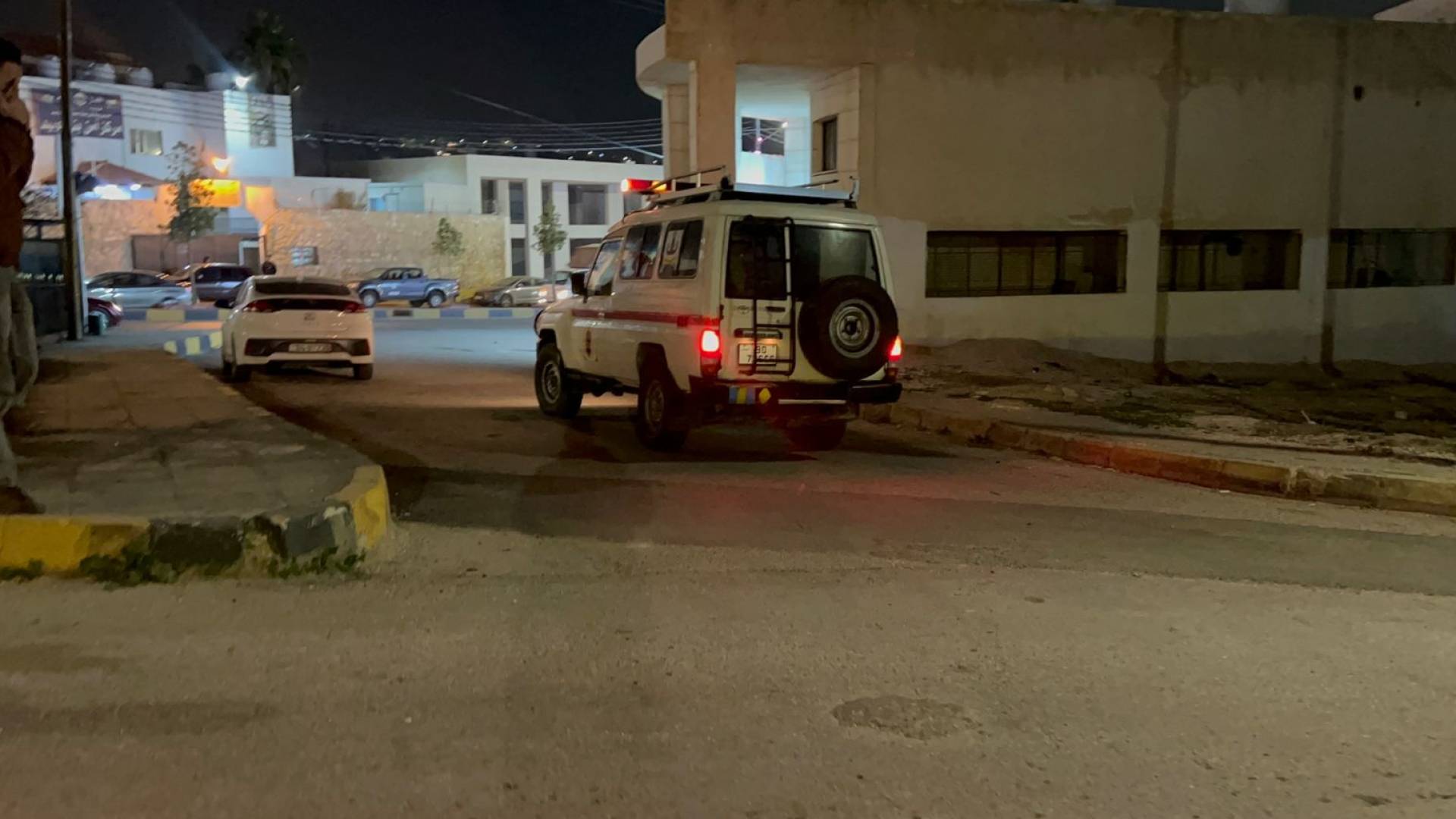 الأجهزة الأمنية تتعامل مع قذيفتين قديمتين عثر عليهما أحد المقاولين في أثناء عمليات الحفر في إربد