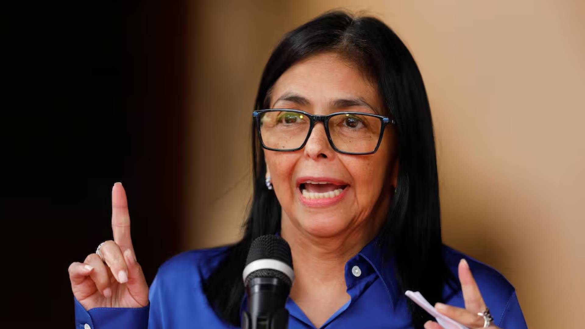 الرئيسة الفنزويلية المؤقتة ديلسي رودريغيز