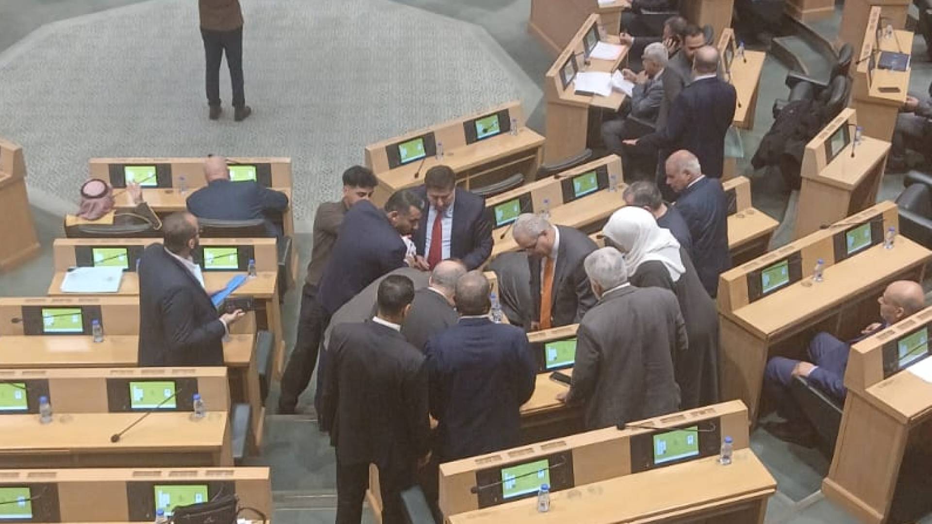 تعرض النائب صالح العرموطي لوعكة صحية