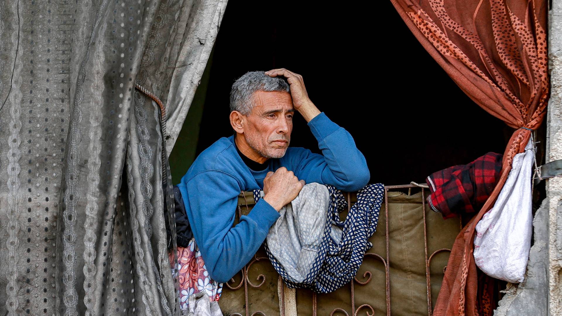 معاناة أهالي قطاع غزة