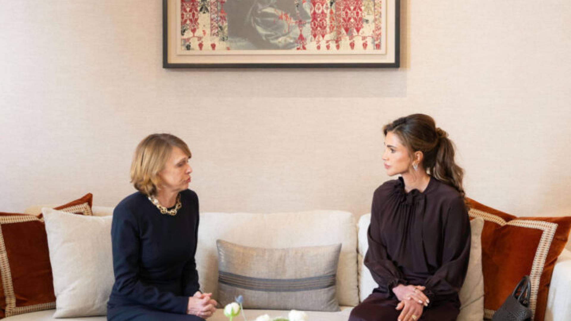 الملكة رانيا العبدالله و سيدة ألمانيا الأولى إلكه بودنبندر