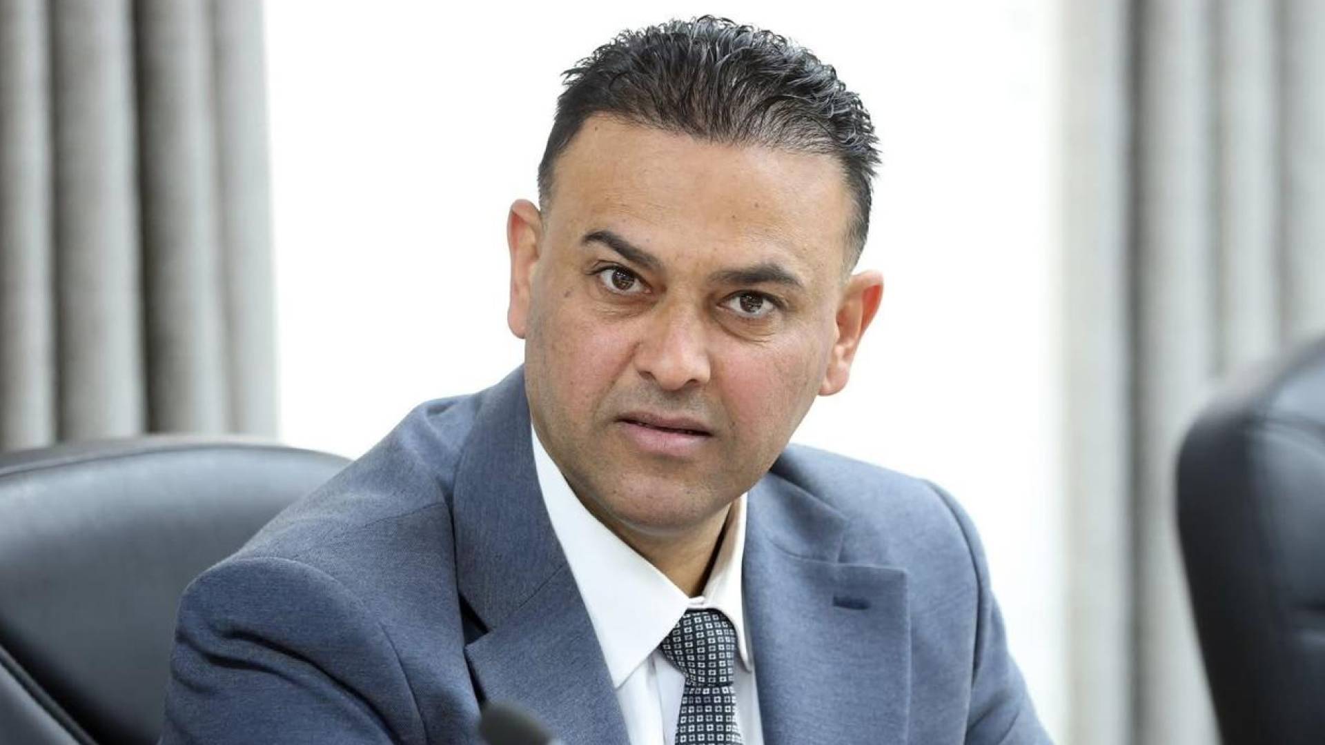 رئيس كتلة "عزم" النيابية، النائب الدكتور وليد المصري