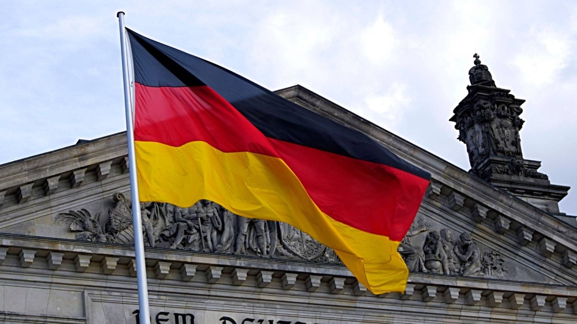 العلم الألماني