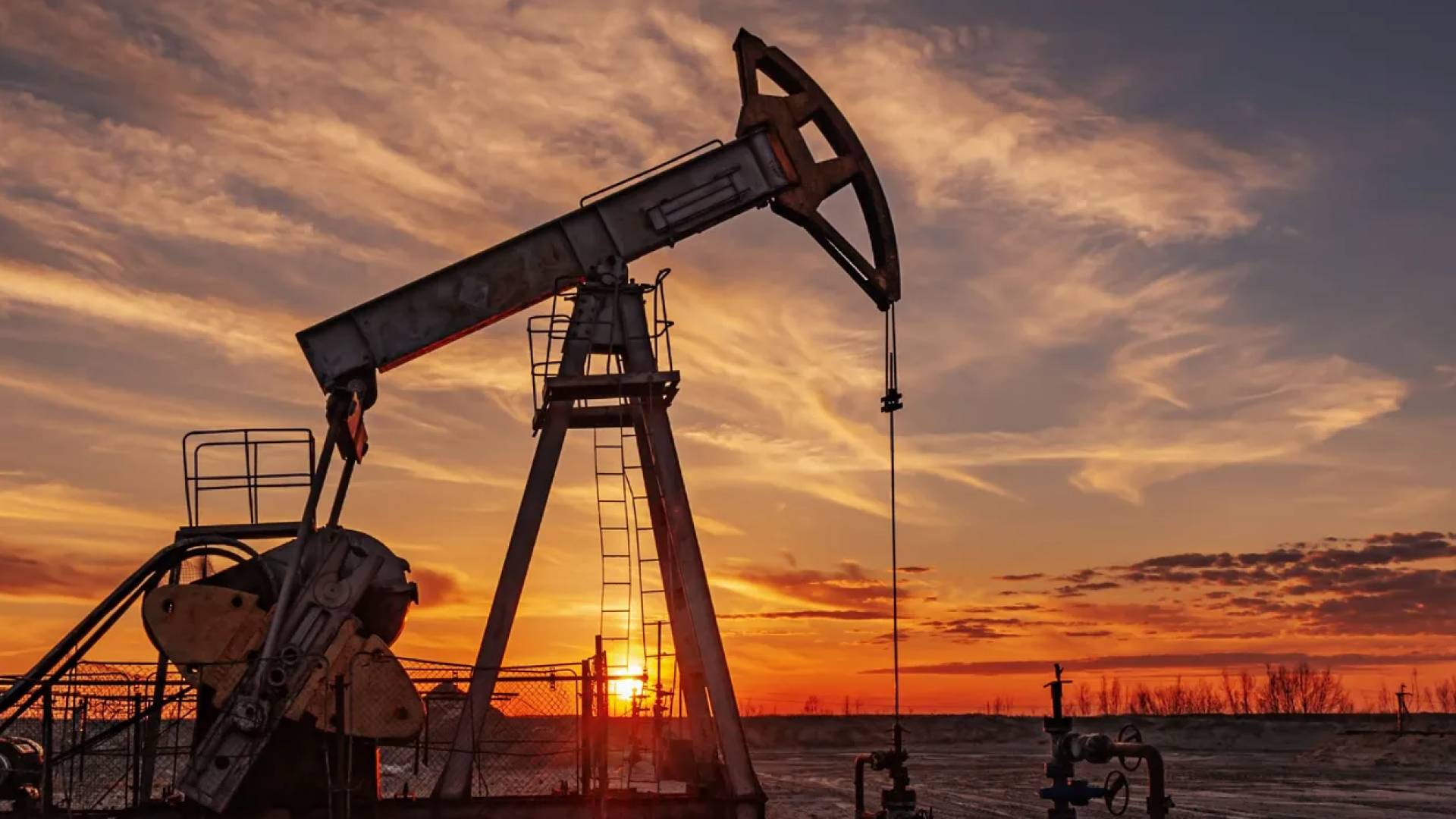 استخراج نفط - أرشيفية