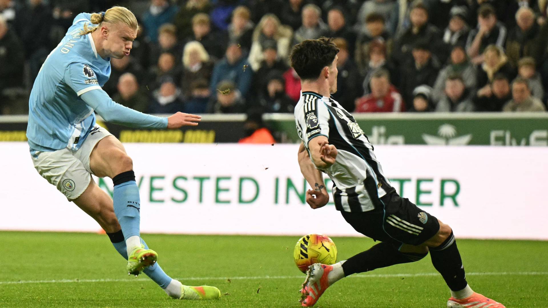 من مباراة سابقة في الدوري الإنجليزي