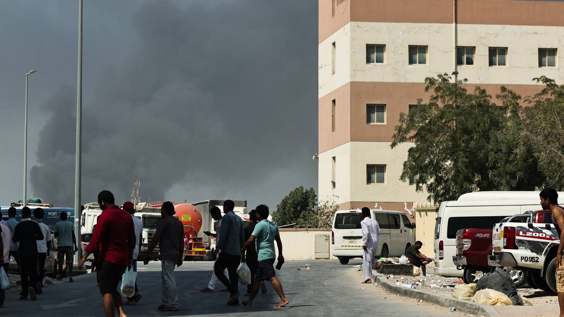 قصف إيراني على الإمارات