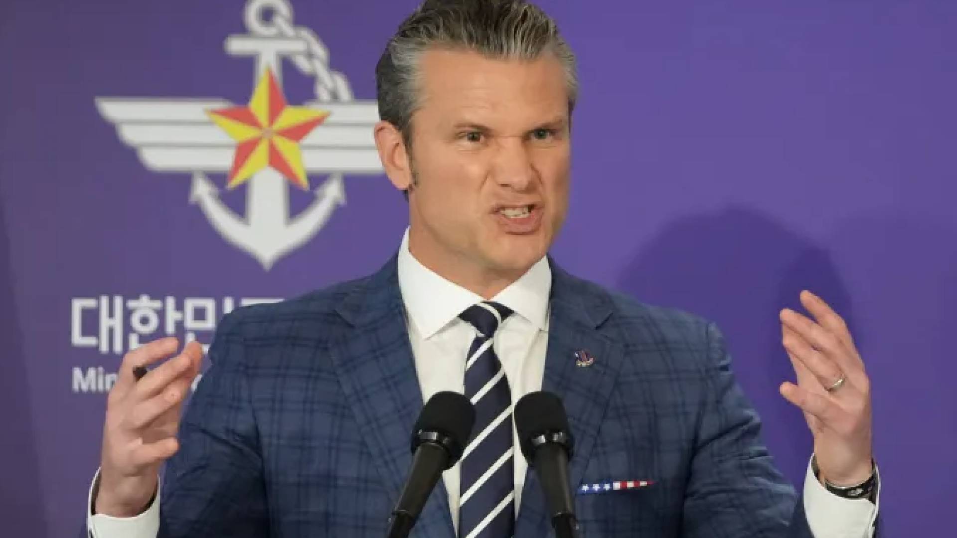 وزير الحرب الأمريكي بيتر بيريان هيغسيث