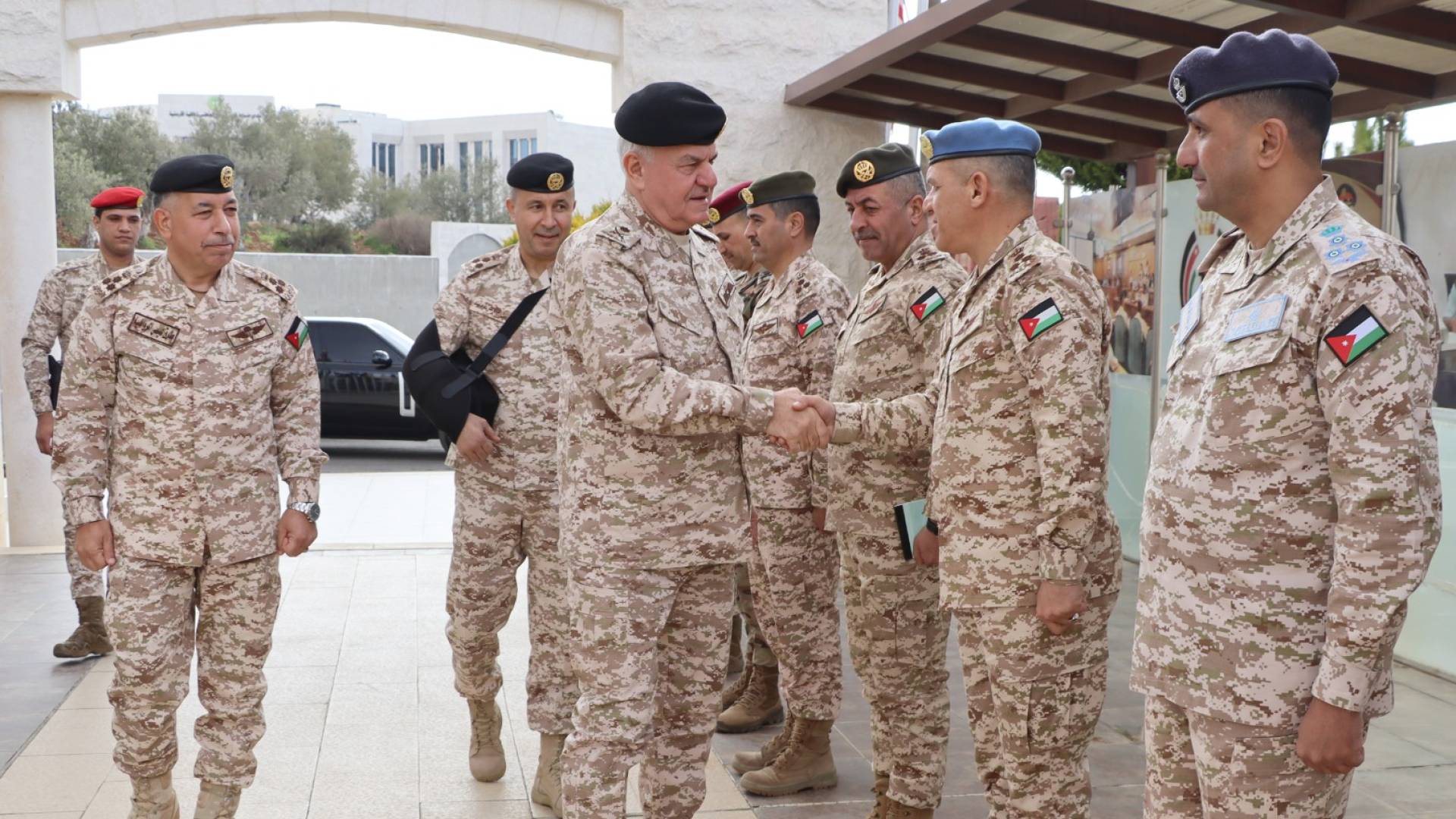 رئيس هيئة الأركان المشتركة اللواء يوسف الحنيطي