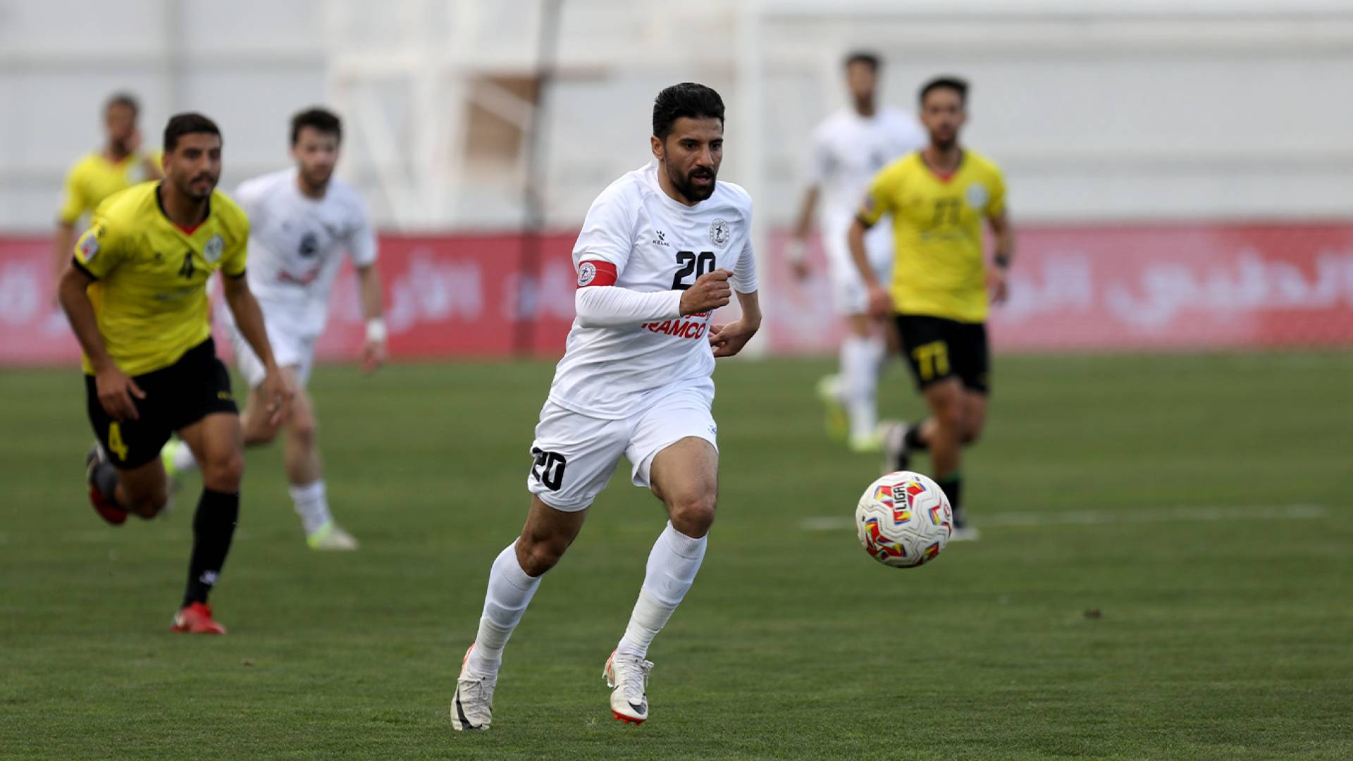 قائد فريق الرمثا حمزة الدردور